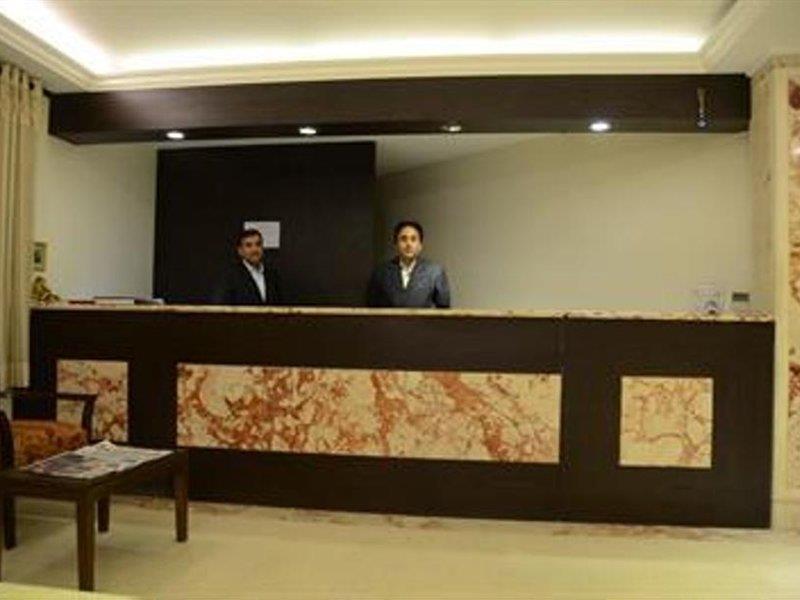Fabhotel Marble Arch Karol Bagh Дели Экстерьер фото