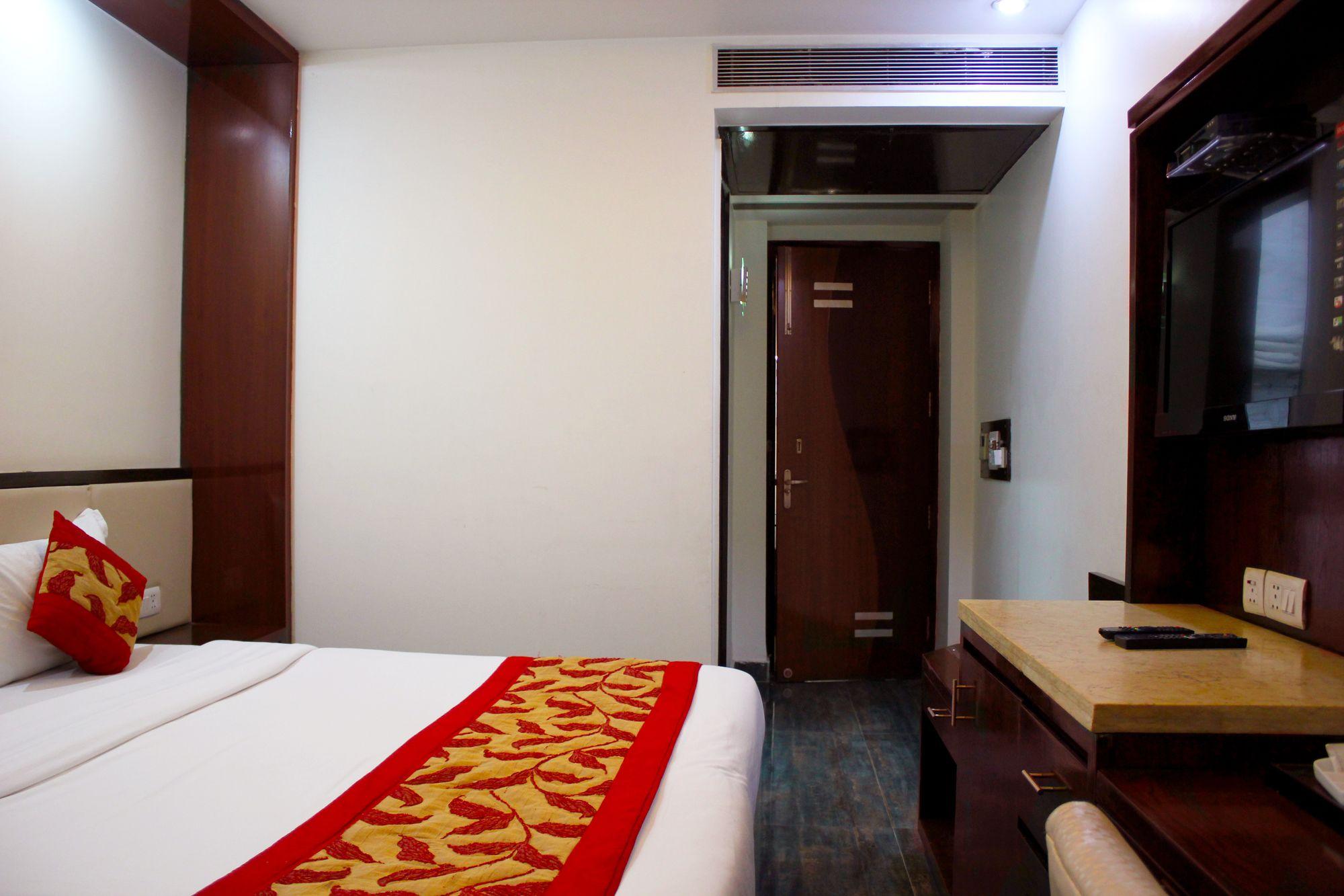 Fabhotel Marble Arch Karol Bagh Дели Экстерьер фото