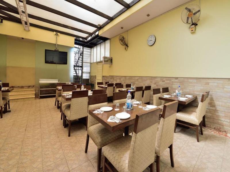 Fabhotel Marble Arch Karol Bagh Дели Экстерьер фото